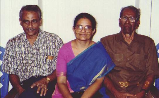 annan&uncle.jpg (26291 bytes)