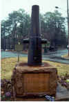 Walker monument.jpg (65424 bytes)