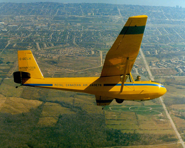 Central Region Air Cadet Glider, Schweizer 2-33