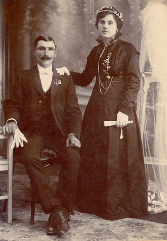 Mara Teresa PACHO, b. 5 June 1896, Junn - Juan MANYINE