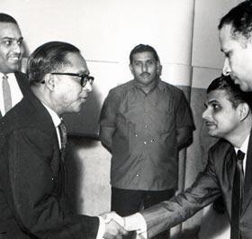 karunaratneabeysekera.jpg